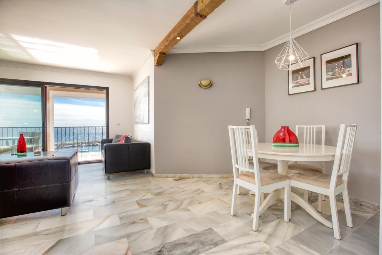 Puerto Banus Penthouse With Panoramic Sea Views Lägenhet